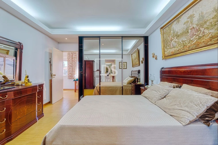 Moradia T5 para Venda em Algueirão-Mem Martins Foto 37