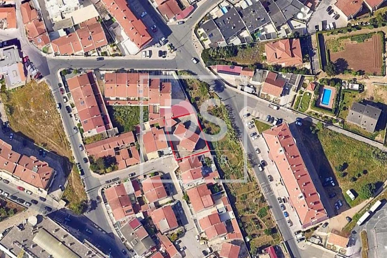 Moradia T5 para Venda em Algueirão-Mem Martins Foto 7