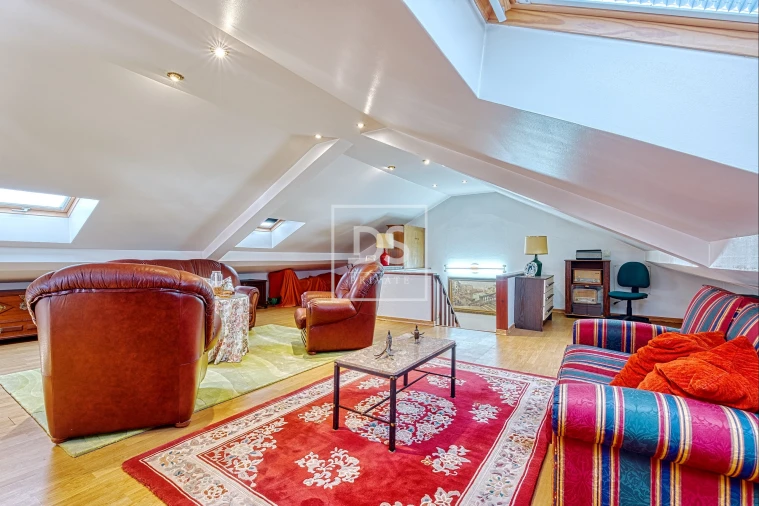 Moradia T5 para Venda em Algueirão-Mem Martins Foto 46