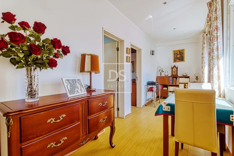 Moradia T5 para Venda em Algueirão-Mem Martins Foto 35