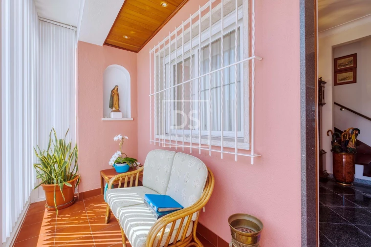 Moradia T5 para Venda em Algueirão-Mem Martins Foto 10