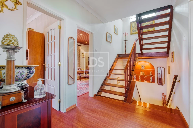 Moradia T5 para Venda em Algueirão-Mem Martins Foto 27