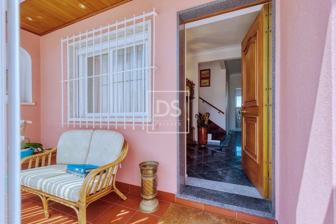 Moradia T5 para Venda em Algueirão-Mem Martins Foto 9