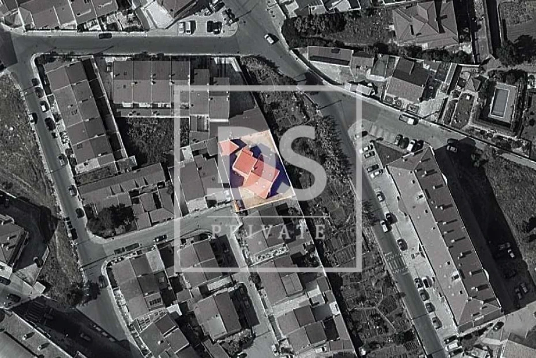 Moradia T5 para Venda em Algueirão-Mem Martins Foto 8