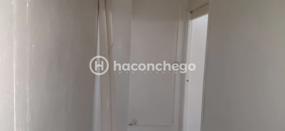Loja para Venda em Arcozelo