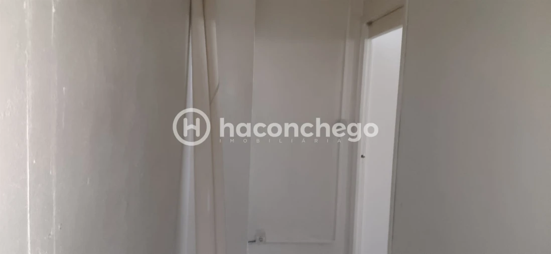 Loja para Venda em Arcozelo Foto 20