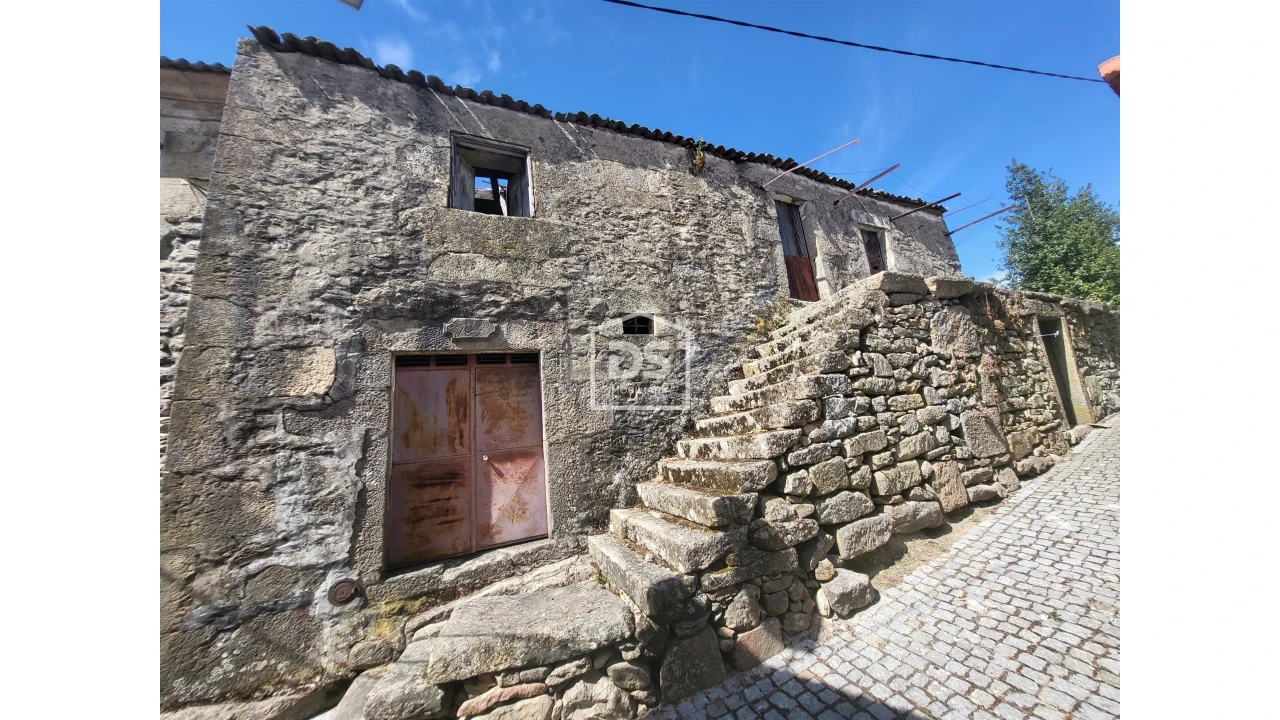 Moradia T2 para Venda em Granja Nova e Vila Chã da Beira Foto 1