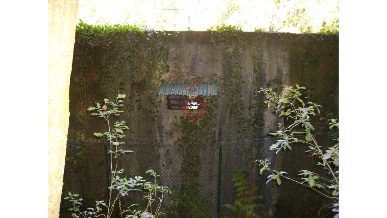 Armazém para Venda em Verdoejo Foto 2