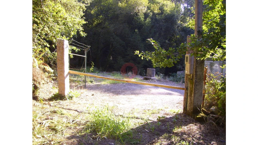 Armazém para Venda em Verdoejo Foto 16