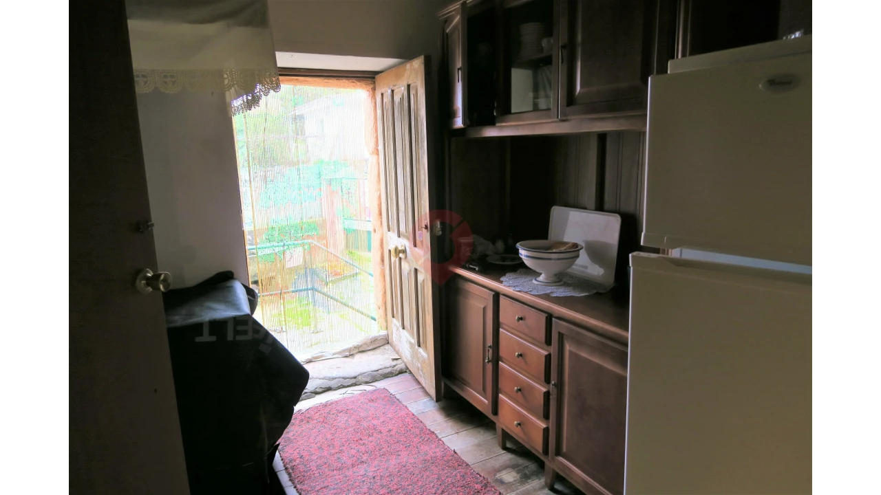 Moradia T1 para Venda em Penso Foto 2