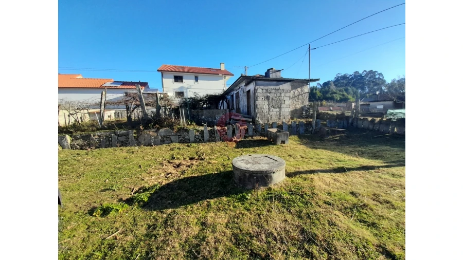 Moradia T2 para Venda em Troporiz e Lapela Foto 9