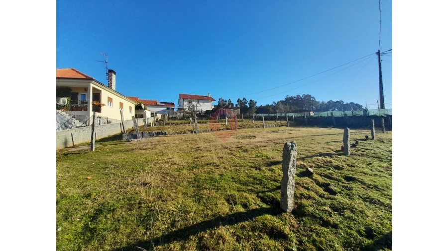 Moradia T2 para Venda em Troporiz e Lapela Foto 11