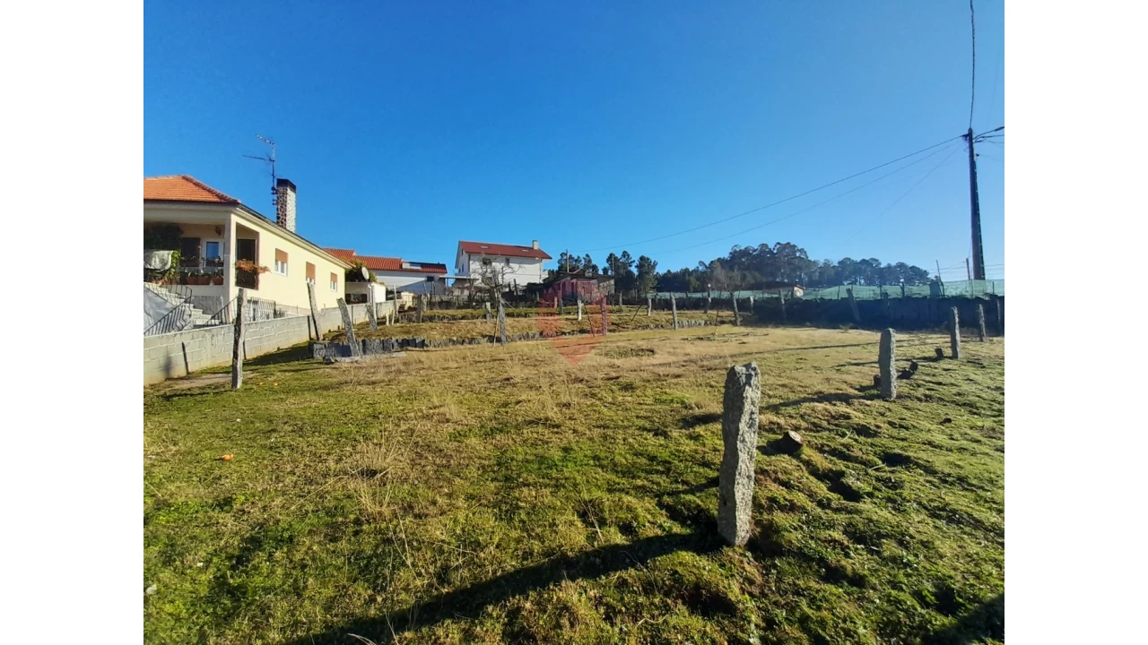 Moradia T2 para Venda em Troporiz e Lapela Foto 11