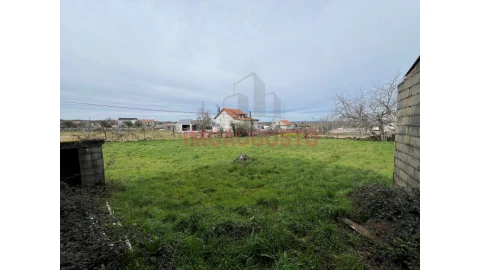 Moradia T4 para Venda em Castanheira