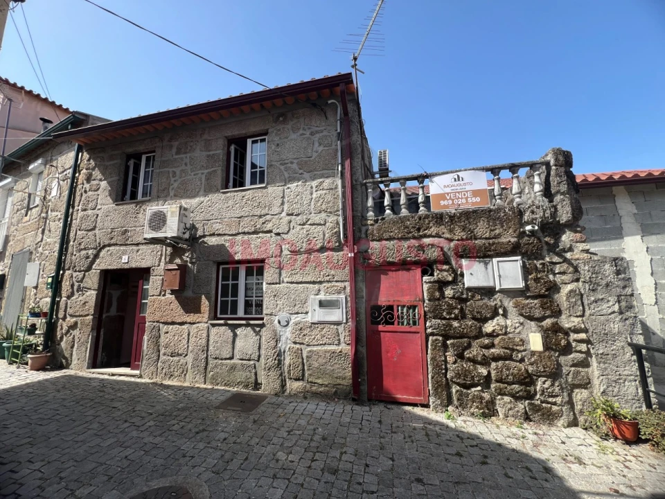 Moradia T1 para Venda em Paranhos Foto 2