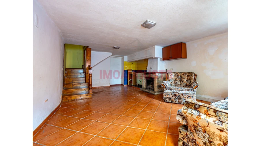 Moradia T1 para Venda em Paranhos Foto 3