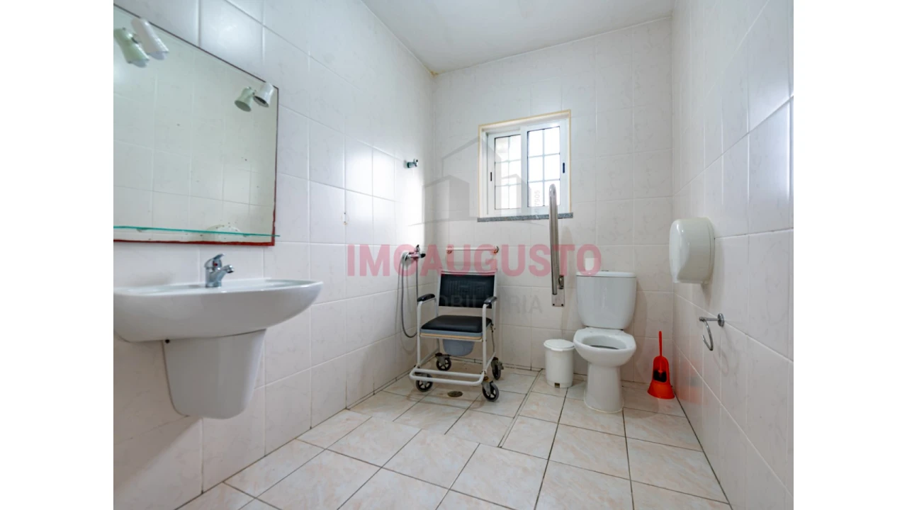 Moradia T4 para Venda em Freixo Foto 34