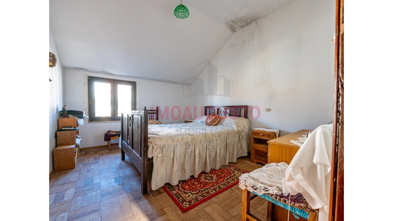 Moradia T4 para Venda em Vale de Espinho Foto 14