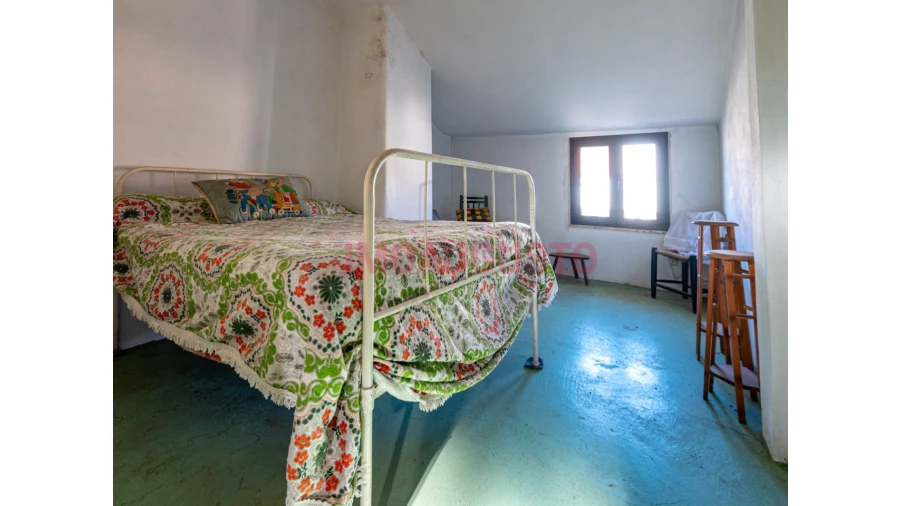 Moradia T4 para Venda em Vale de Espinho Foto 12