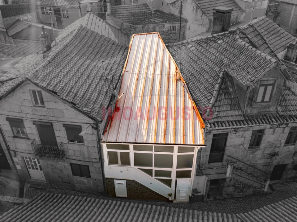 Moradia T2 para Venda em Paranhos Foto 1