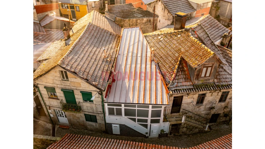 Moradia T2 para Venda em Paranhos Foto 3