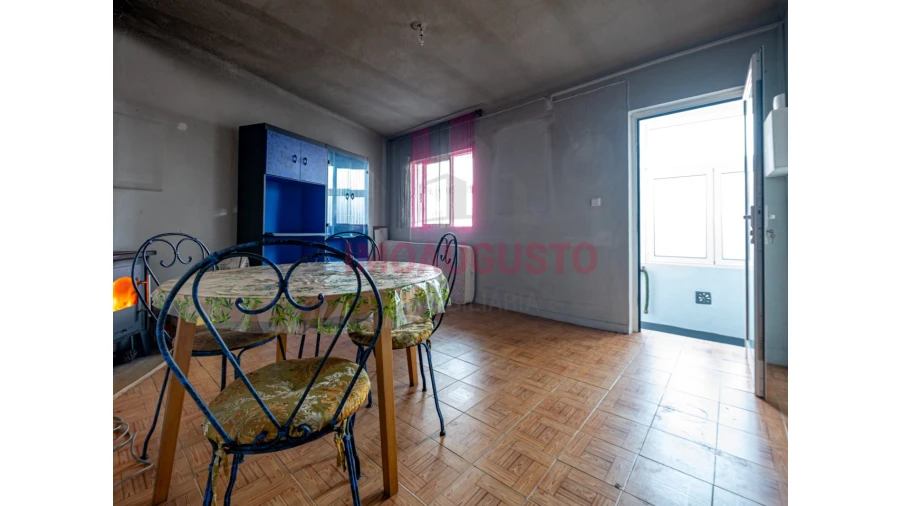 Moradia T2 para Venda em Paranhos Foto 10