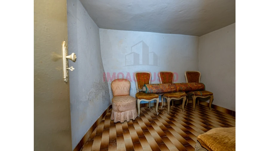 Moradia T2 para Venda em Paranhos Foto 14