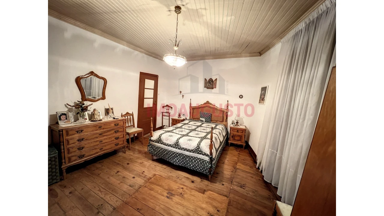 Moradia T6 para Venda em Gonçalo Foto 4