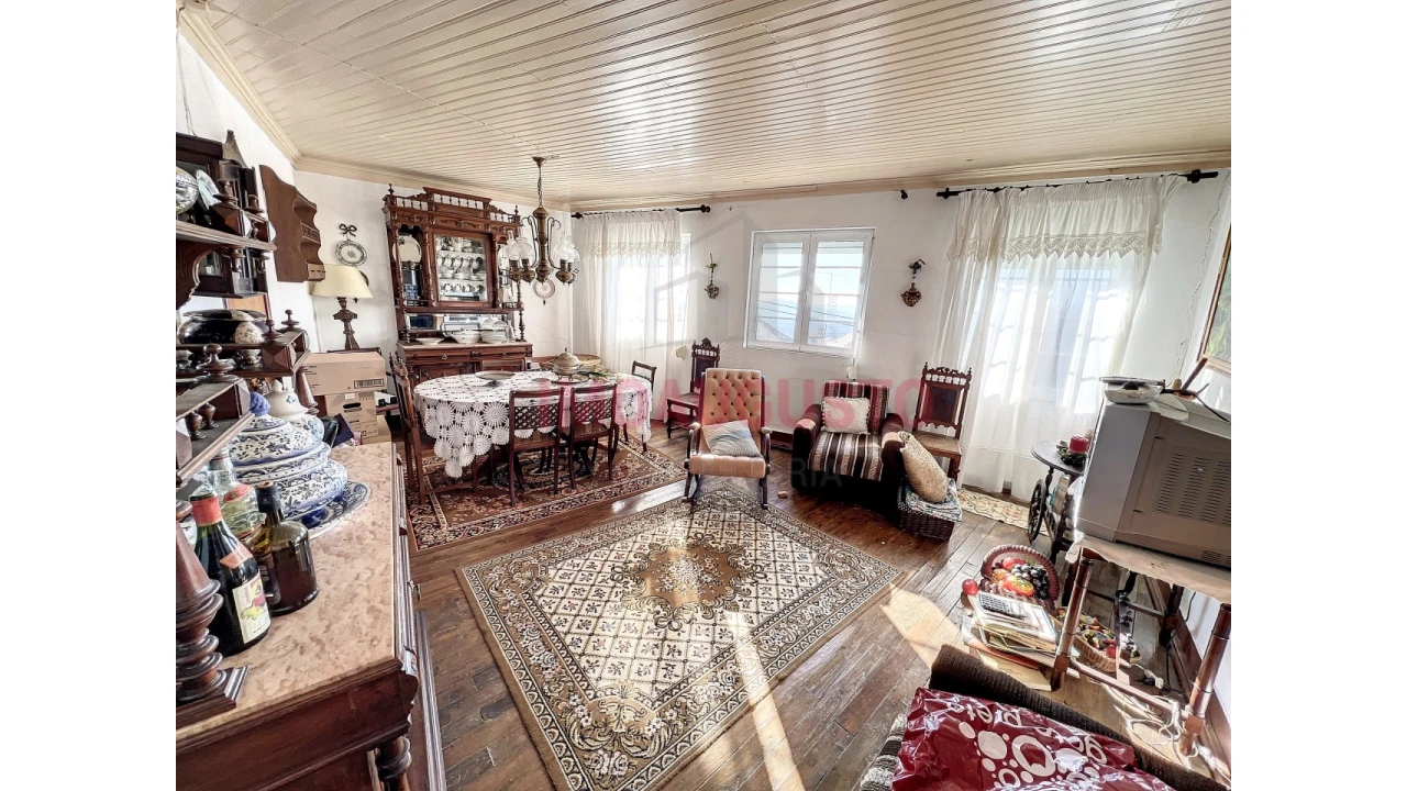 Moradia T6 para Venda em Gonçalo Foto 16