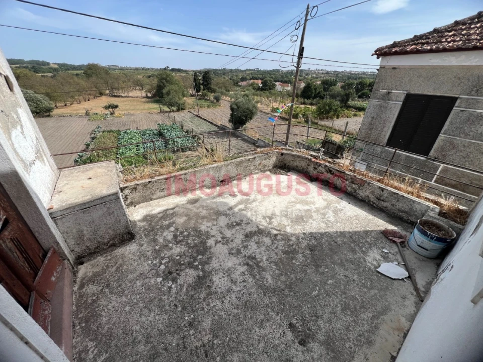 Moradia T2 para Venda em Souro Pires Foto 14