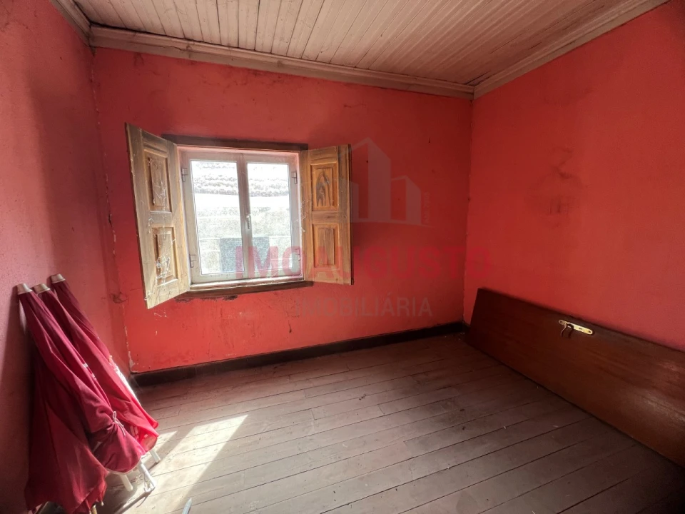 Moradia T2 para Venda em Souro Pires Foto 16