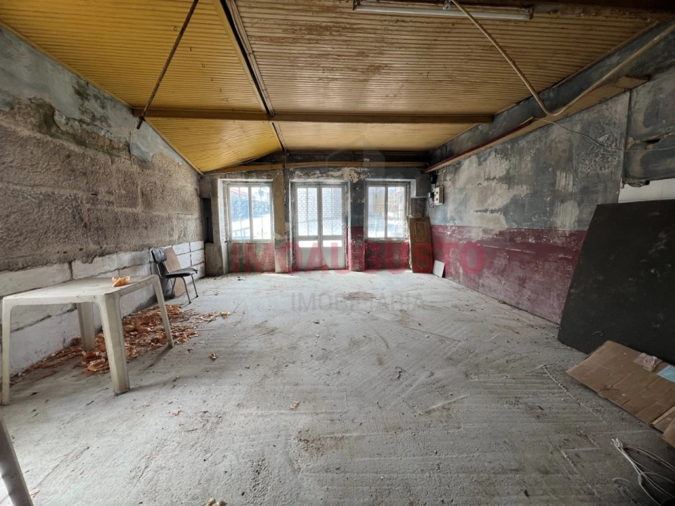 Moradia T2 para Venda em Souro Pires Foto 19