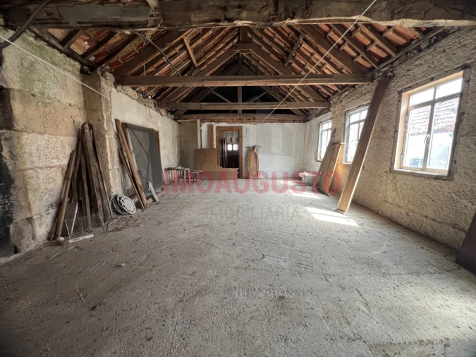 Moradia T2 para Venda em Souro Pires Foto 18