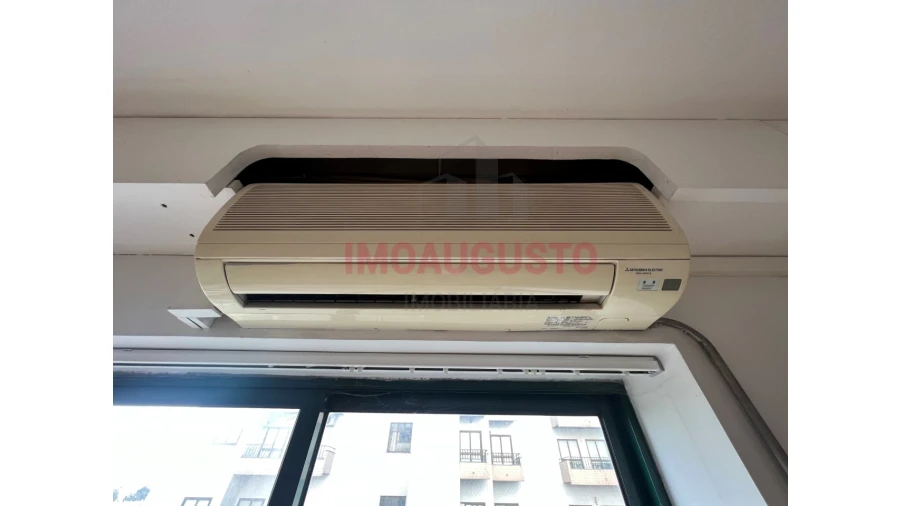 Escritório para Arrendamento em Guarda Foto 7