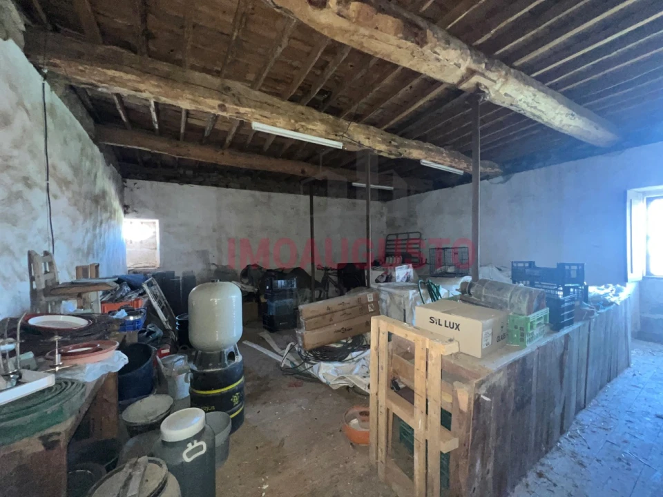 Moradia T4 para Venda em Vale da Mula Foto 14