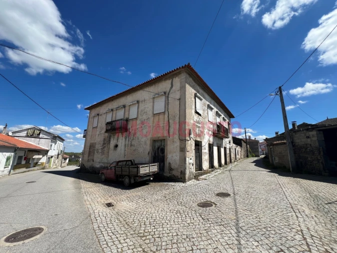 Moradia T4 para Venda em Vale da Mula Foto 2