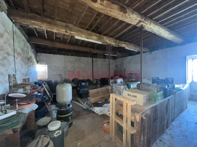 Moradia T4 para Venda em Vale da Mula Foto 14