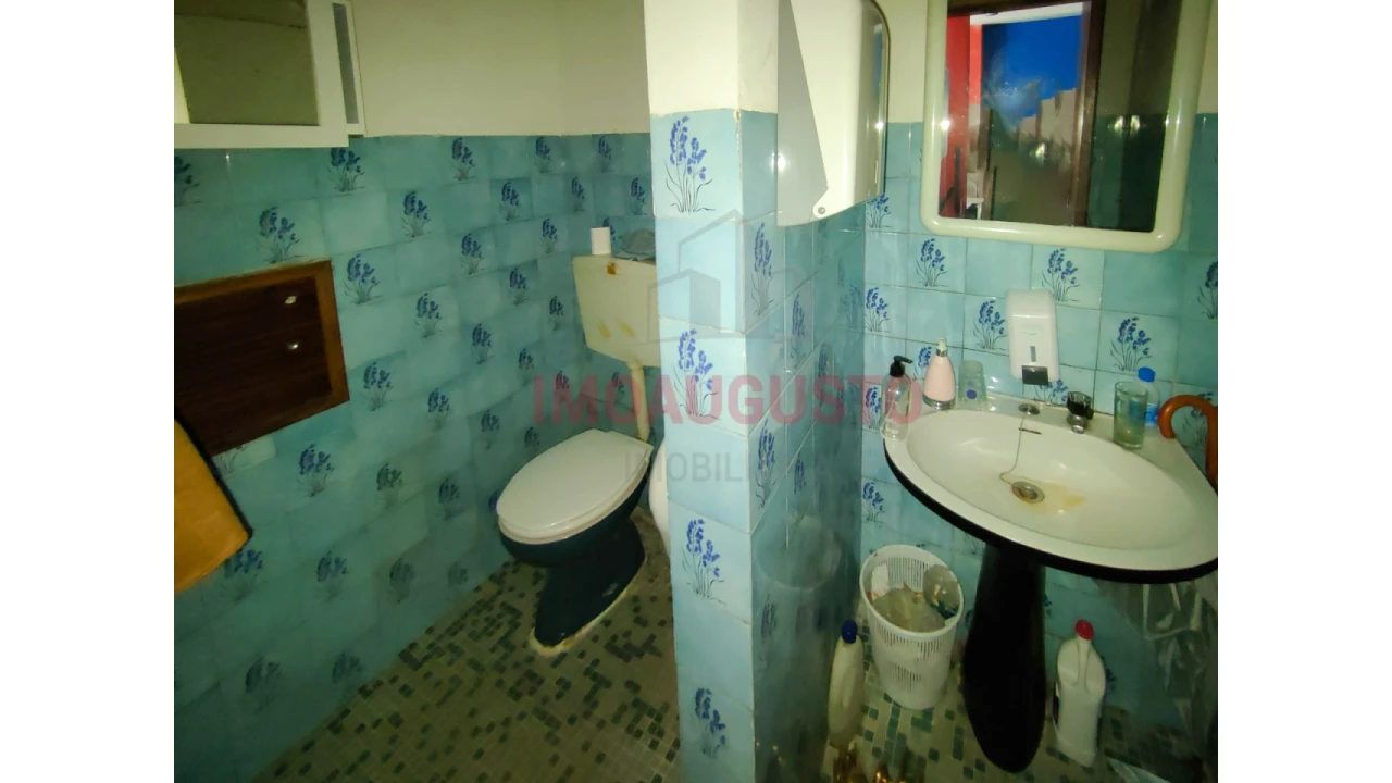 Loja para Venda em Guarda Foto 13