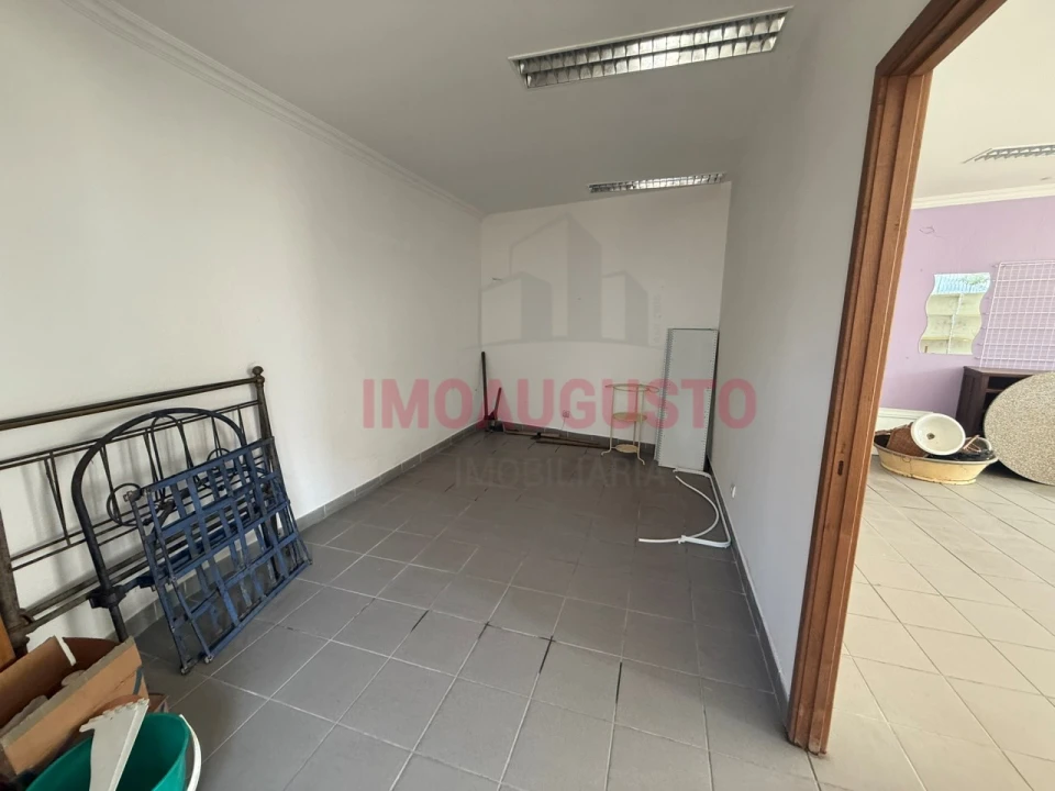 Moradia T4 para Venda em Souto Foto 22