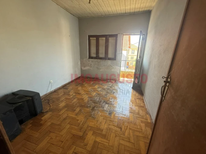 Moradia T4 para Venda em Souto Foto 12