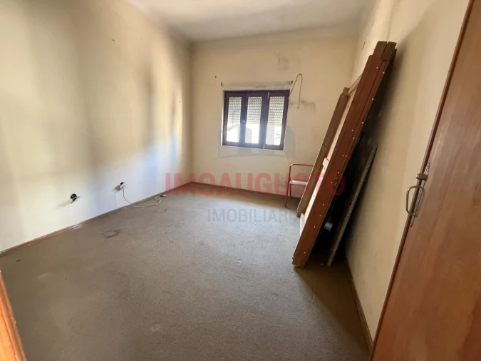 Moradia T4 para Venda em Souto Foto 18