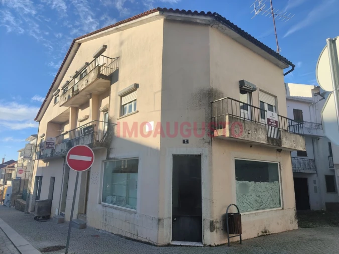 Moradia T4 para Venda em Souto