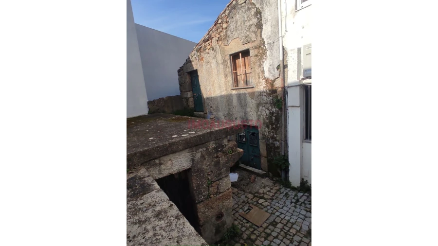 Moradia T2 para Venda em Melo e Nabais Foto 7