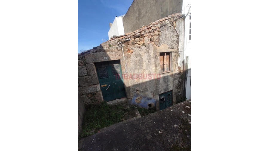 Moradia T2 para Venda em Melo e Nabais Foto 5