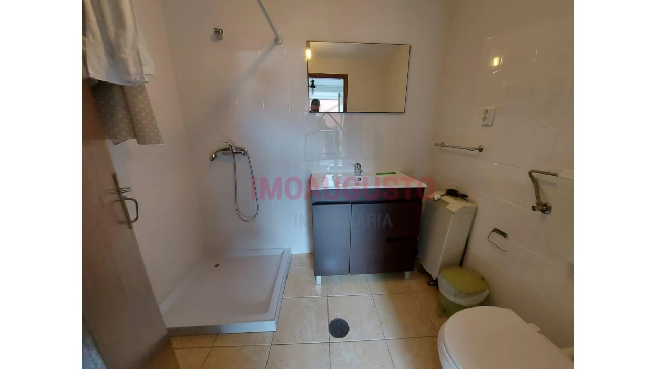 Moradia T2 para Venda em Corujeira e Trinta Foto 9