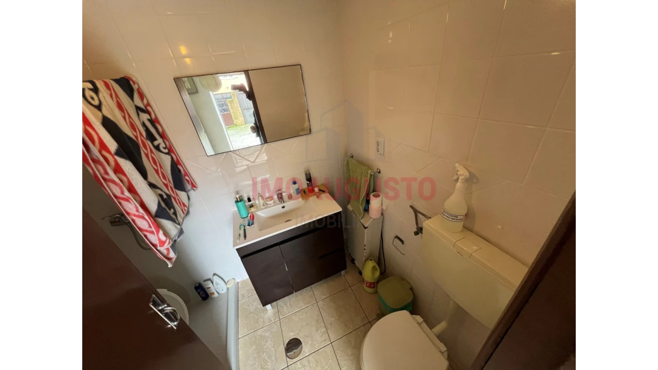 Moradia T2 para Venda em Corujeira e Trinta Foto 10