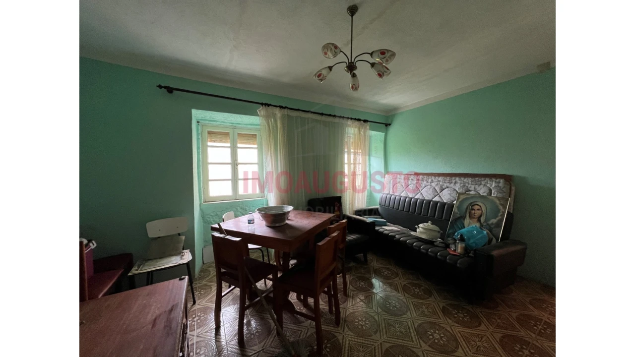 Moradia T2 para Venda em Corujeira e Trinta Foto 8