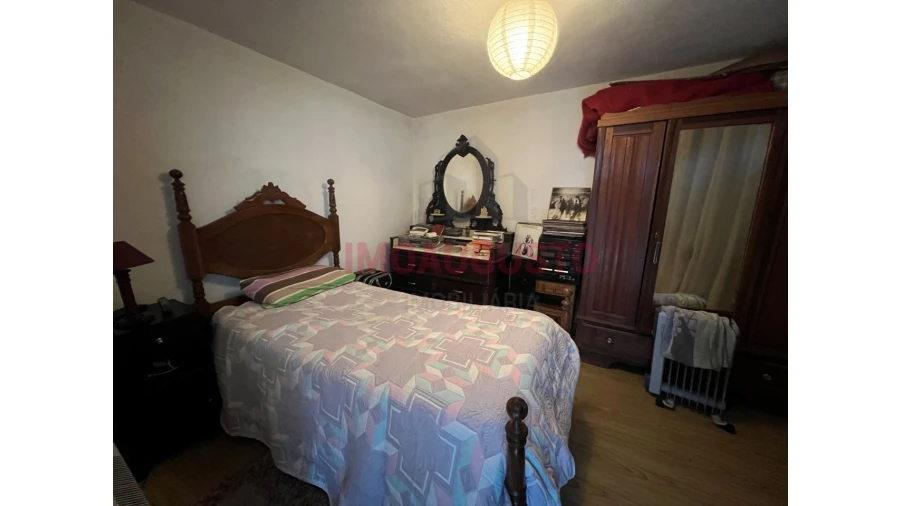 Moradia T2 para Venda em Corujeira e Trinta Foto 6