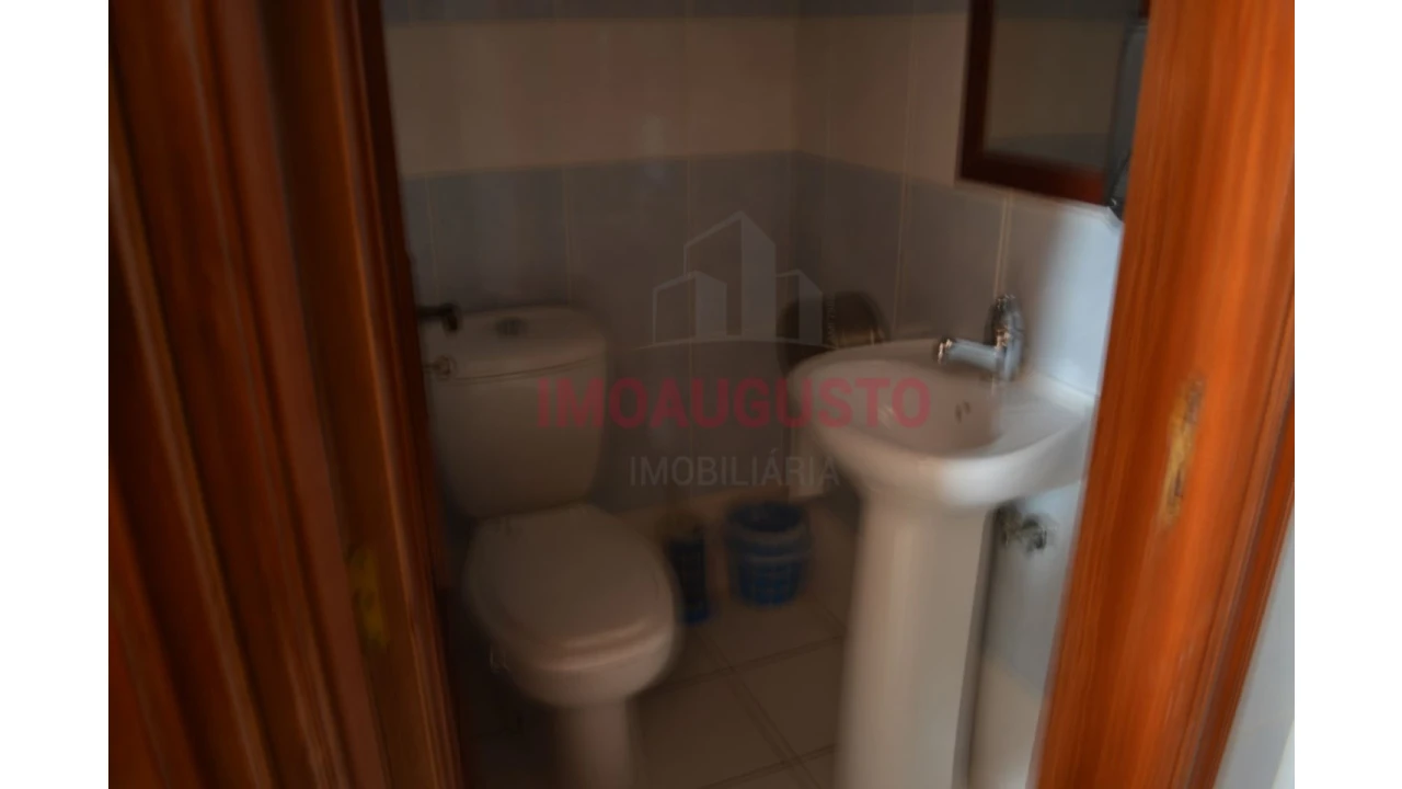 Loja para Venda em Trancoso (São Pedro e Santa Maria) e Souto Maior Foto 11