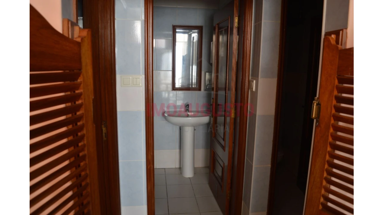 Loja para Venda em Trancoso (São Pedro e Santa Maria) e Souto Maior Foto 12